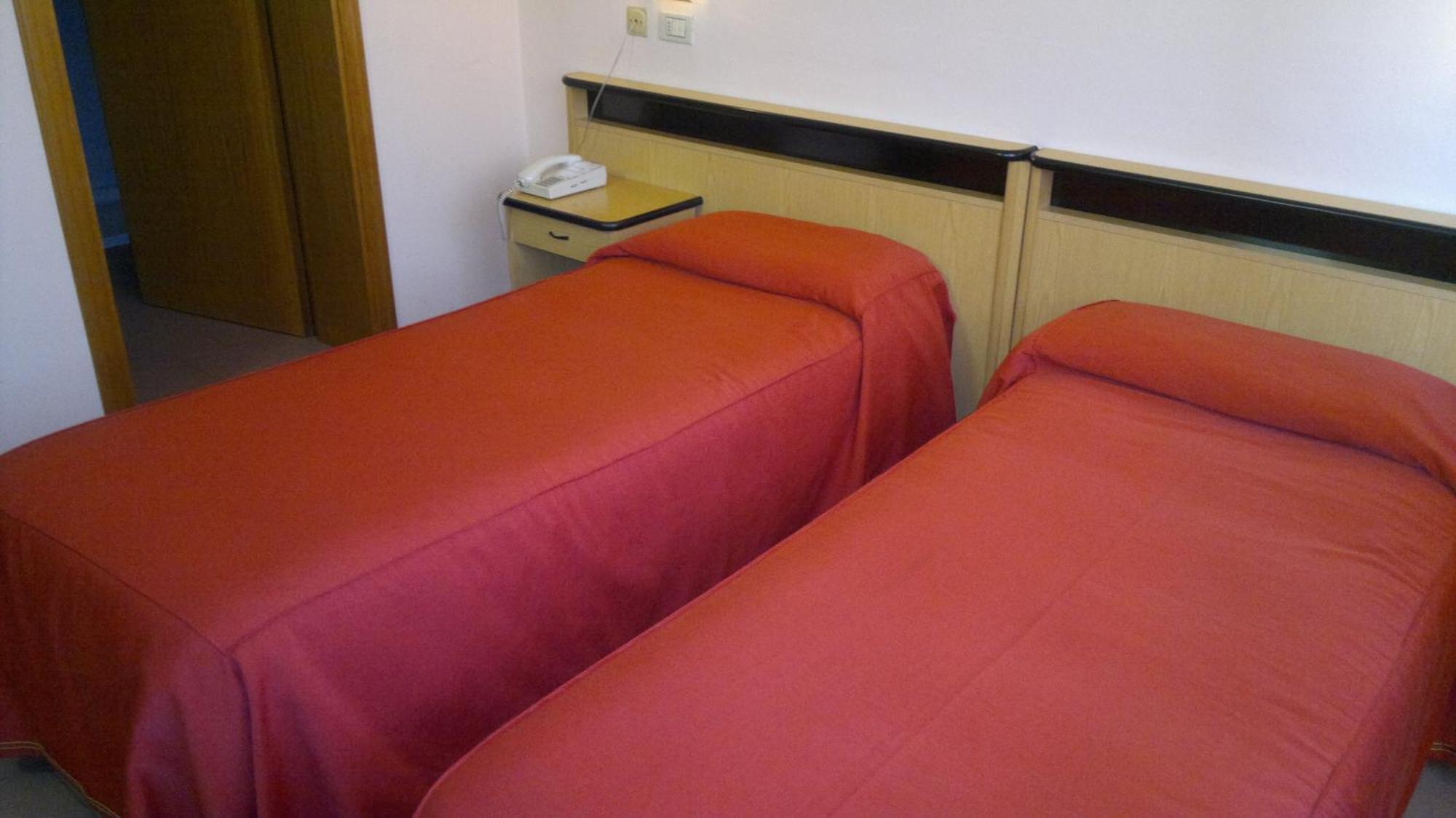 Hotel Centrale Argenta Luaran gambar